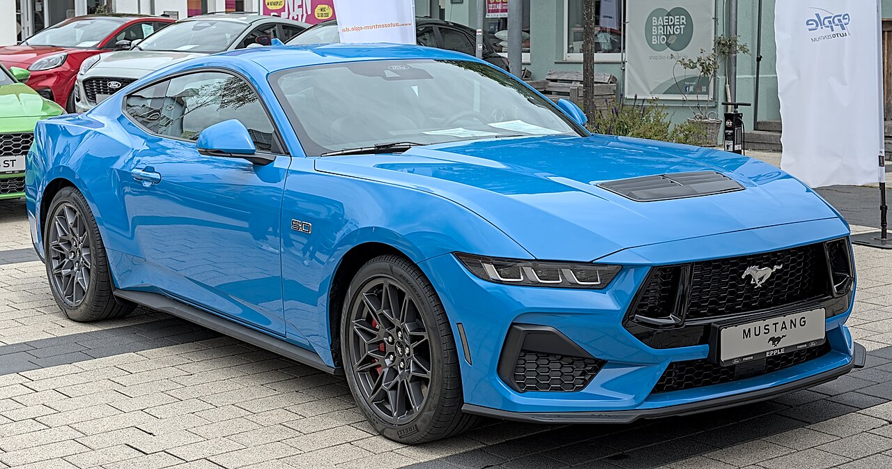 Ford Mustang Coupe exterior design