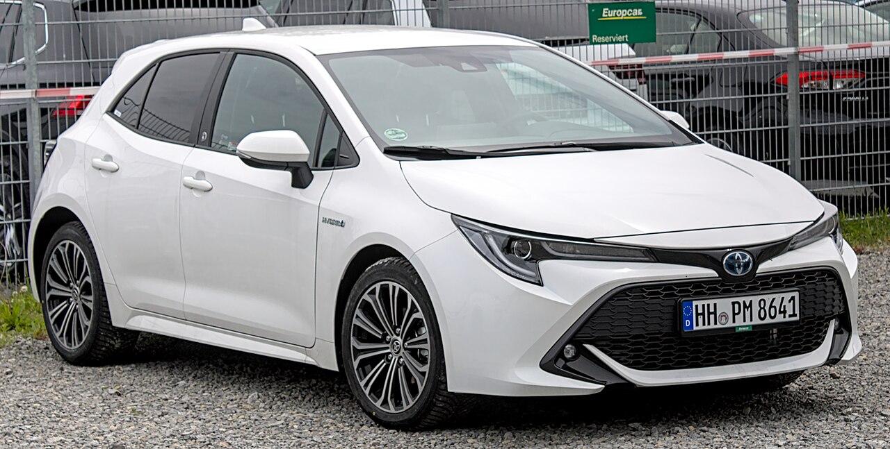 Toyota Corolla Sedan exterior design