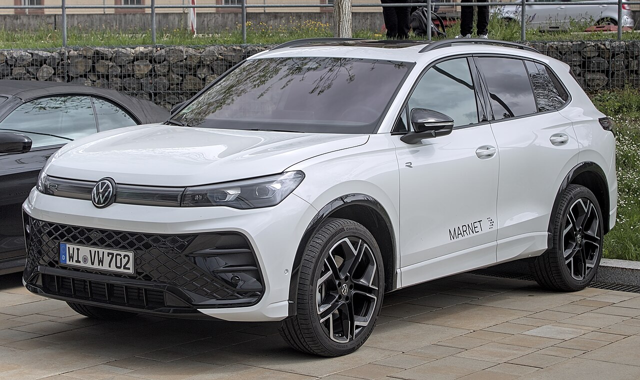 Volkswagen Tiguan SUV exterior design
